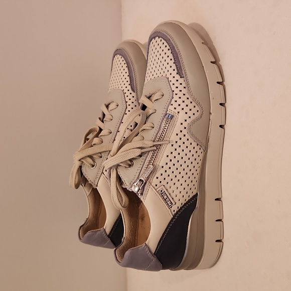 Pikolinos Women's Cantabria Leather Sneakers - Picture 4 of 10